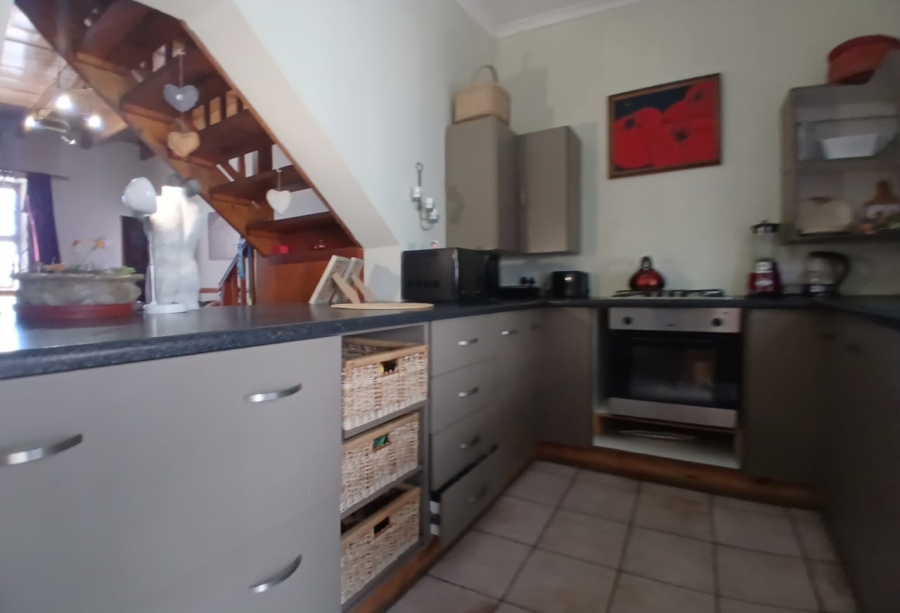 2 Bedroom Property for Sale in Mossel Bay Central Western Cape